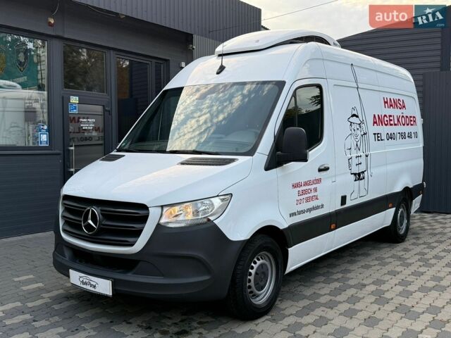 Белый Мерседес Sprinter, объемом двигателя 2.2 л и пробегом 330 тыс. км за 24500 $, фото 1 на Automoto.ua