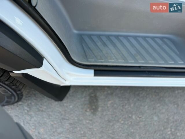 Белый Мерседес Sprinter, объемом двигателя 2.14 л и пробегом 283 тыс. км за 19500 $, фото 65 на Automoto.ua