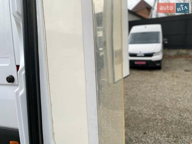 Белый Мерседес Sprinter, объемом двигателя 2.2 л и пробегом 170 тыс. км за 21450 $, фото 32 на Automoto.ua