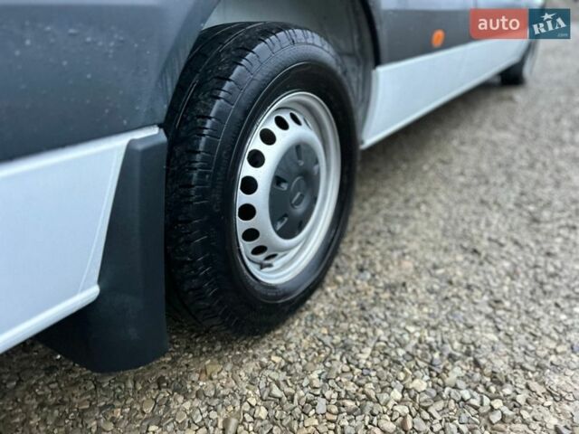 Белый Мерседес Sprinter, объемом двигателя 2.2 л и пробегом 175 тыс. км за 25450 $, фото 25 на Automoto.ua