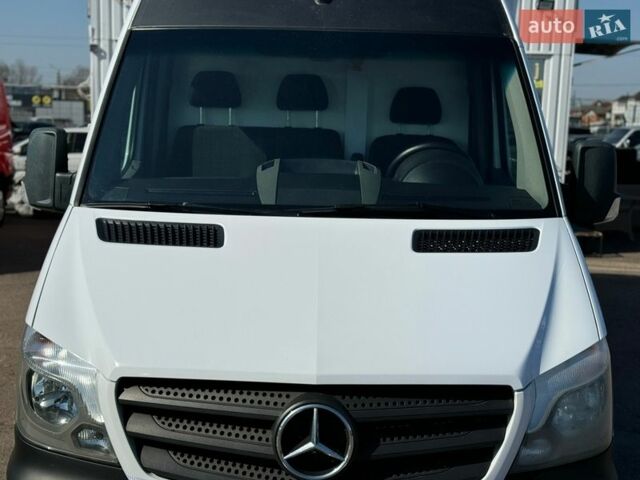 Белый Мерседес Sprinter, объемом двигателя 2.14 л и пробегом 283 тыс. км за 19500 $, фото 5 на Automoto.ua