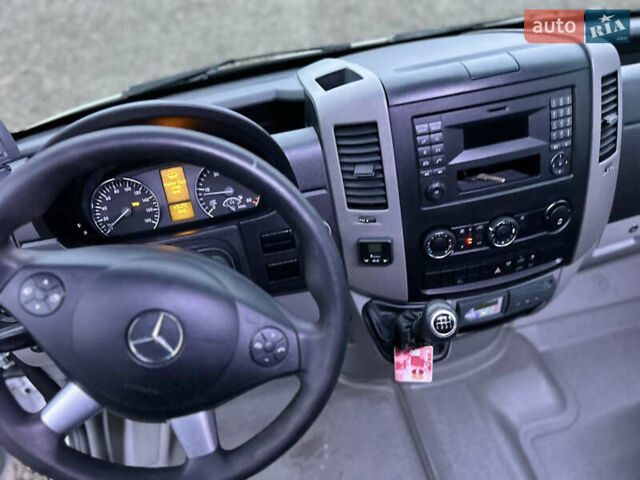 Белый Мерседес Sprinter, объемом двигателя 2.2 л и пробегом 175 тыс. км за 20500 $, фото 44 на Automoto.ua