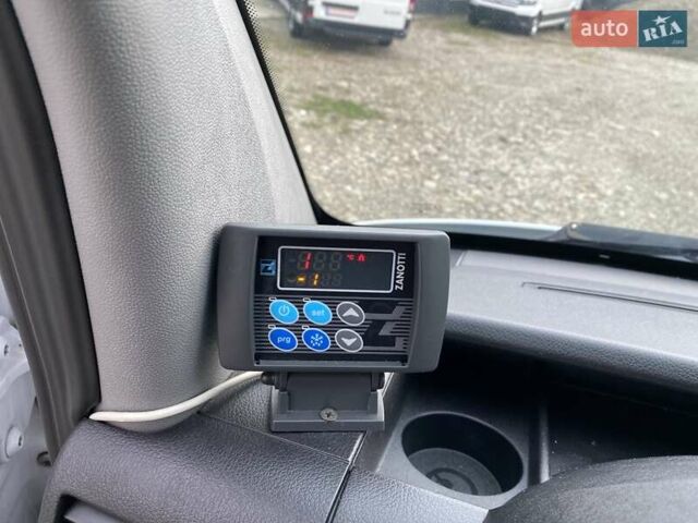 Белый Мерседес Sprinter, объемом двигателя 2.2 л и пробегом 170 тыс. км за 21450 $, фото 50 на Automoto.ua