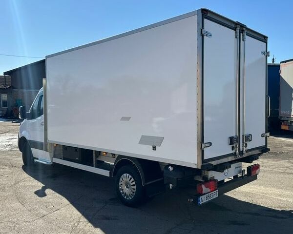 Белый Мерседес Sprinter, объемом двигателя 2.2 л и пробегом 560 тыс. км за 34900 $, фото 14 на Automoto.ua