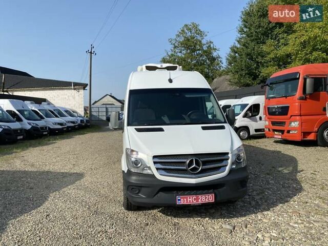 Белый Мерседес Sprinter, объемом двигателя 2.2 л и пробегом 175 тыс. км за 21950 $, фото 3 на Automoto.ua