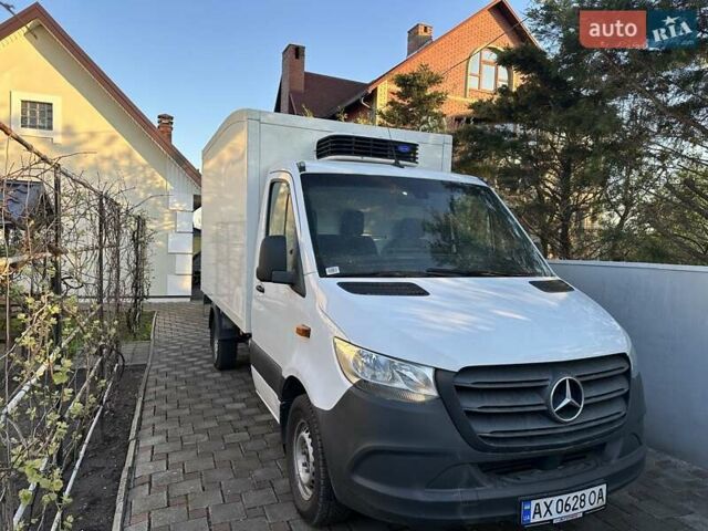 Белый Мерседес Sprinter, объемом двигателя 2.14 л и пробегом 266 тыс. км за 21200 $, фото 2 на Automoto.ua