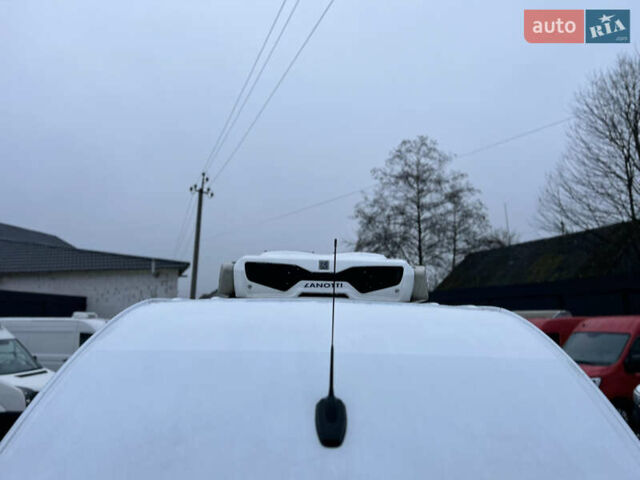 Белый Мерседес Sprinter, объемом двигателя 2.2 л и пробегом 175 тыс. км за 20500 $, фото 23 на Automoto.ua