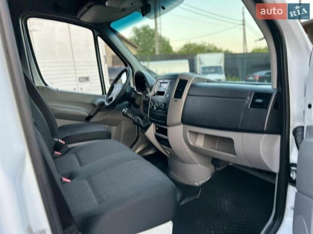 Білий Мерседес Sprinter, об'ємом двигуна 2.2 л та пробігом 210 тис. км за 21550 $, фото 40 на Automoto.ua