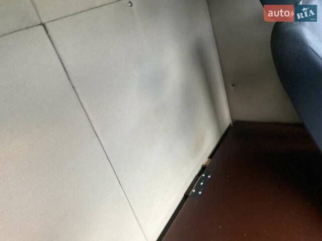 Белый Мерседес Sprinter, объемом двигателя 2.2 л и пробегом 170 тыс. км за 21450 $, фото 39 на Automoto.ua