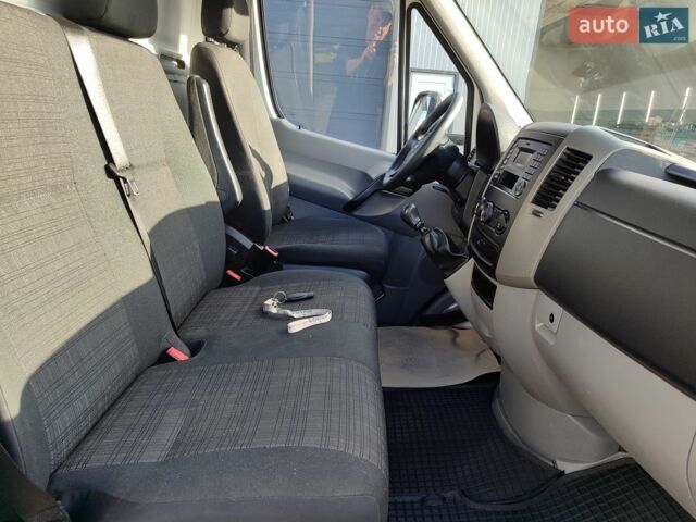 Білий Мерседес Sprinter, об'ємом двигуна 2.2 л та пробігом 265 тис. км за 23950 $, фото 15 на Automoto.ua