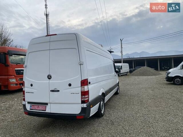Белый Мерседес Sprinter, объемом двигателя 2.2 л и пробегом 170 тыс. км за 21450 $, фото 12 на Automoto.ua