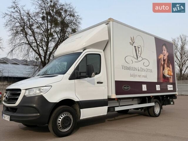 Белый Мерседес Sprinter, объемом двигателя 2.2 л и пробегом 238 тыс. км за 32000 $, фото 1 на Automoto.ua
