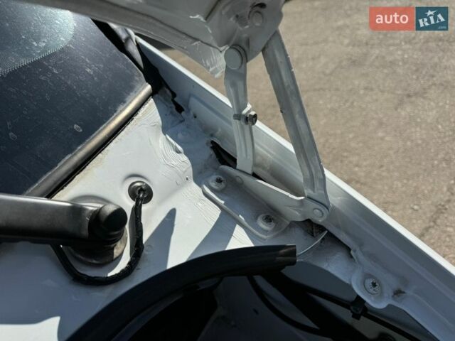 Белый Мерседес Sprinter, объемом двигателя 2.14 л и пробегом 283 тыс. км за 19500 $, фото 111 на Automoto.ua