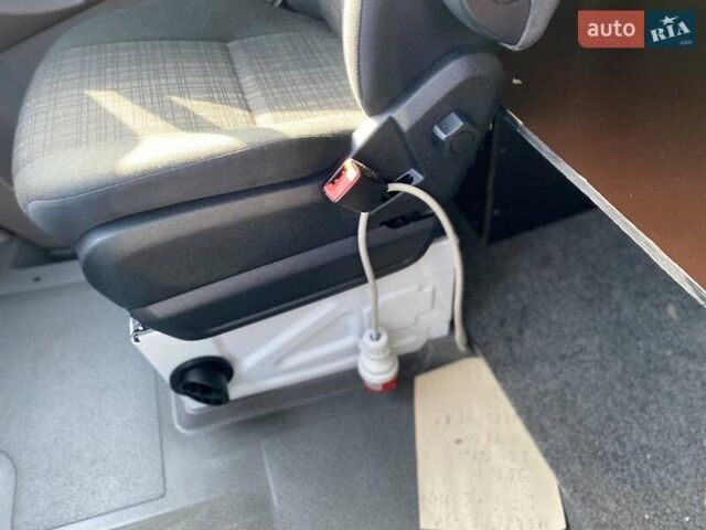 Белый Мерседес Sprinter, объемом двигателя 2.2 л и пробегом 175 тыс. км за 21950 $, фото 42 на Automoto.ua