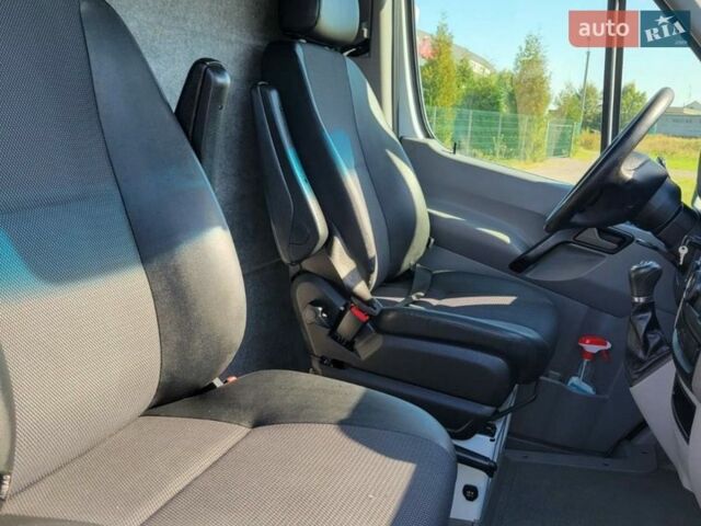 Белый Мерседес Sprinter, объемом двигателя 3 л и пробегом 311 тыс. км за 31900 $, фото 30 на Automoto.ua