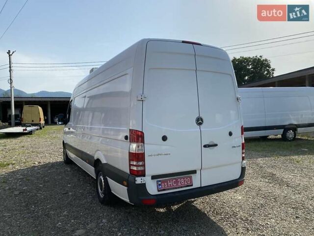 Белый Мерседес Sprinter, объемом двигателя 2.2 л и пробегом 175 тыс. км за 21950 $, фото 12 на Automoto.ua