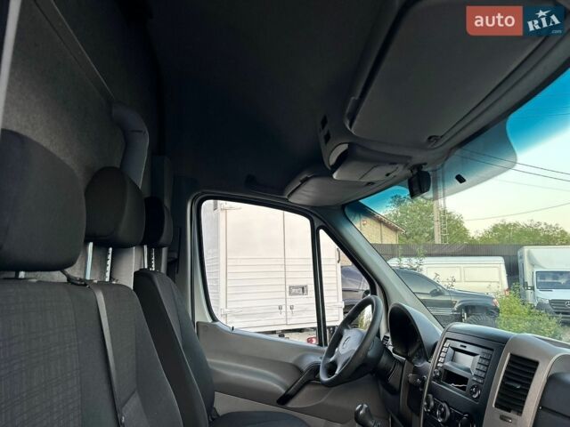 Білий Мерседес Sprinter, об'ємом двигуна 2.2 л та пробігом 210 тис. км за 21550 $, фото 39 на Automoto.ua
