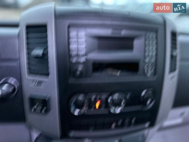 Белый Мерседес Sprinter, объемом двигателя 2.2 л и пробегом 175 тыс. км за 25450 $, фото 44 на Automoto.ua