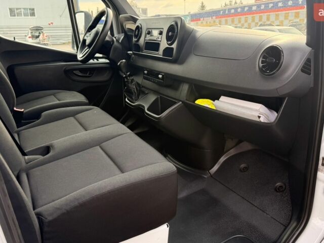 Білий Мерседес Sprinter, об'ємом двигуна 2.2 л та пробігом 238 тис. км за 31500 $, фото 37 на Automoto.ua