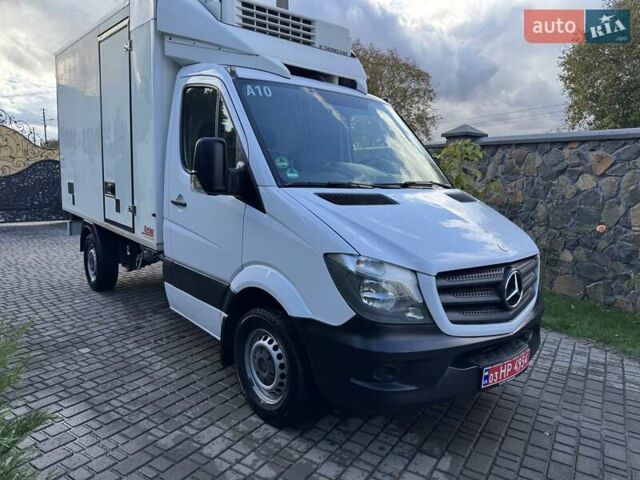 Белый Мерседес Sprinter, объемом двигателя 2.2 л и пробегом 296 тыс. км за 19500 $, фото 4 на Automoto.ua