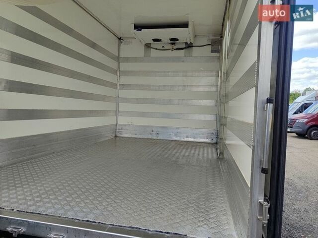 Белый Мерседес Sprinter, объемом двигателя 2.1 л и пробегом 270 тыс. км за 21600 $, фото 32 на Automoto.ua