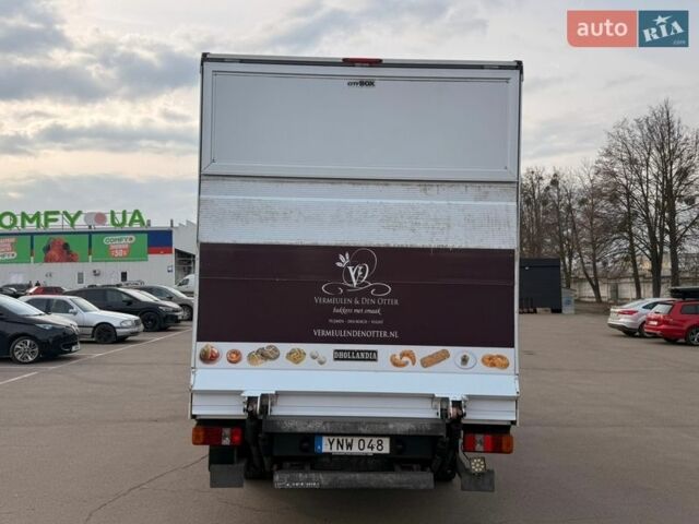 Белый Мерседес Sprinter, объемом двигателя 2.2 л и пробегом 238 тыс. км за 32000 $, фото 8 на Automoto.ua
