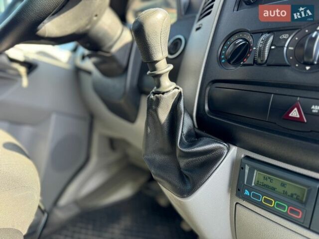 Белый Мерседес Sprinter, объемом двигателя 2.14 л и пробегом 283 тыс. км за 19500 $, фото 47 на Automoto.ua