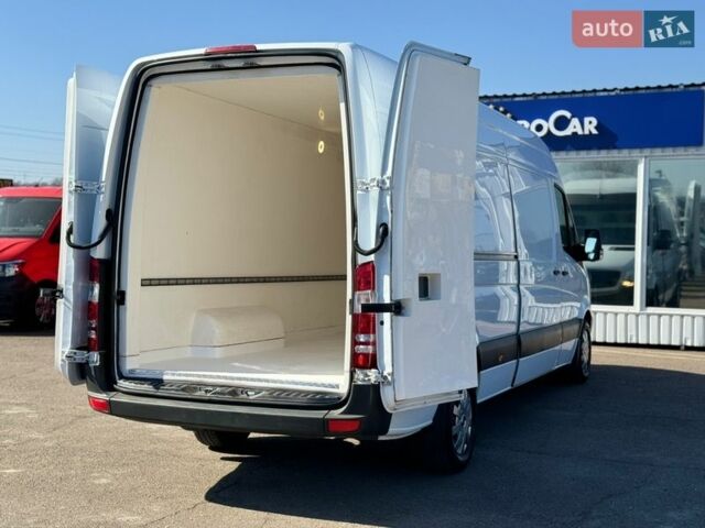 Белый Мерседес Sprinter, объемом двигателя 2.14 л и пробегом 283 тыс. км за 19500 $, фото 80 на Automoto.ua