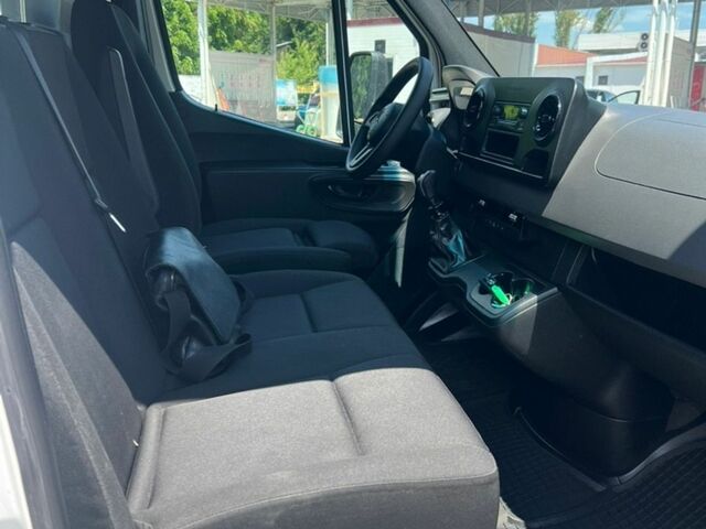 Білий Мерседес Sprinter, об'ємом двигуна 2.2 л та пробігом 258 тис. км за 32500 $, фото 24 на Automoto.ua