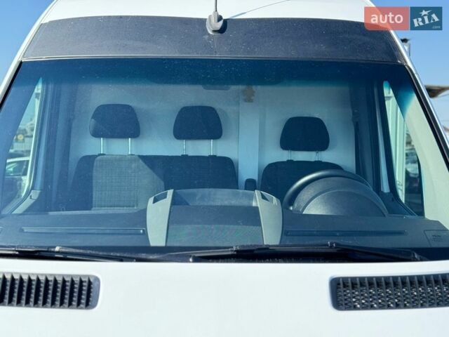 Белый Мерседес Sprinter, объемом двигателя 2.14 л и пробегом 283 тыс. км за 19500 $, фото 9 на Automoto.ua