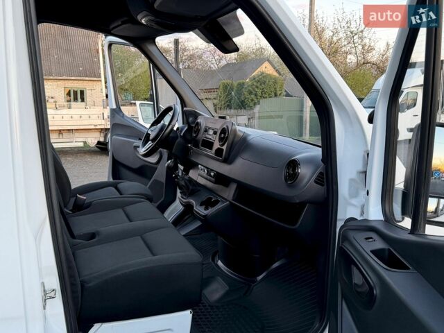 Белый Мерседес Sprinter, объемом двигателя 3 л и пробегом 236 тыс. км за 30000 $, фото 23 на Automoto.ua