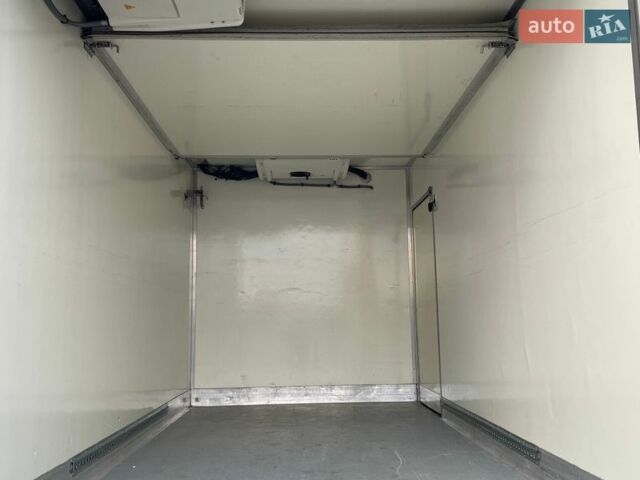 Белый Мерседес Sprinter, объемом двигателя 3 л и пробегом 253 тыс. км за 28500 $, фото 18 на Automoto.ua