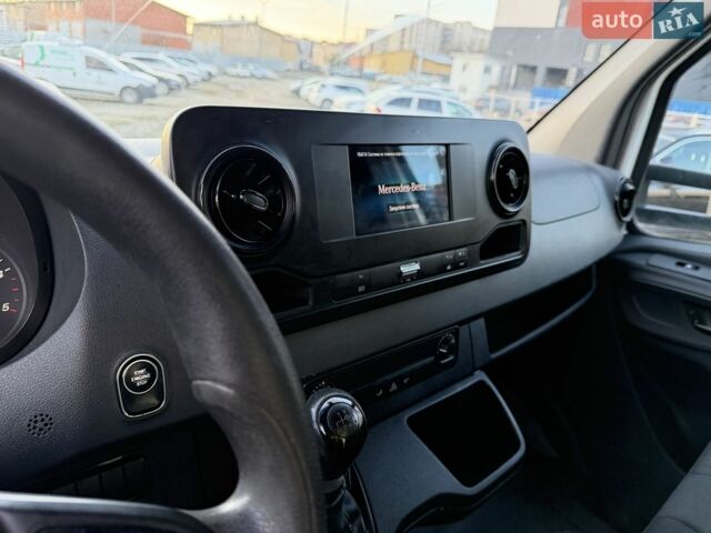 Білий Мерседес Sprinter, об'ємом двигуна 2.2 л та пробігом 243 тис. км за 24300 $, фото 4 на Automoto.ua