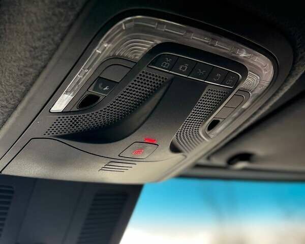 Белый Мерседес Sprinter, объемом двигателя 2.99 л и пробегом 472 тыс. км за 35000 $, фото 13 на Automoto.ua