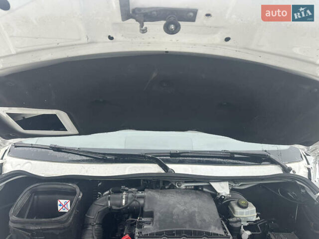 Білий Мерседес Sprinter, об'ємом двигуна 2.2 л та пробігом 256 тис. км за 27700 $, фото 56 на Automoto.ua