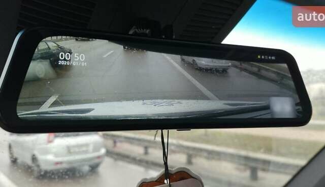 Белый Мерседес Sprinter, объемом двигателя 2.99 л и пробегом 530 тыс. км за 35000 $, фото 5 на Automoto.ua