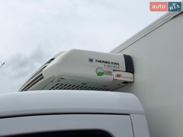 Белый Мерседес Sprinter, объемом двигателя 2.1 л и пробегом 278 тыс. км за 26500 $, фото 19 на Automoto.ua