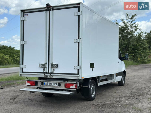 Белый Мерседес Sprinter, объемом двигателя 2.2 л и пробегом 400 тыс. км за 28999 $, фото 12 на Automoto.ua