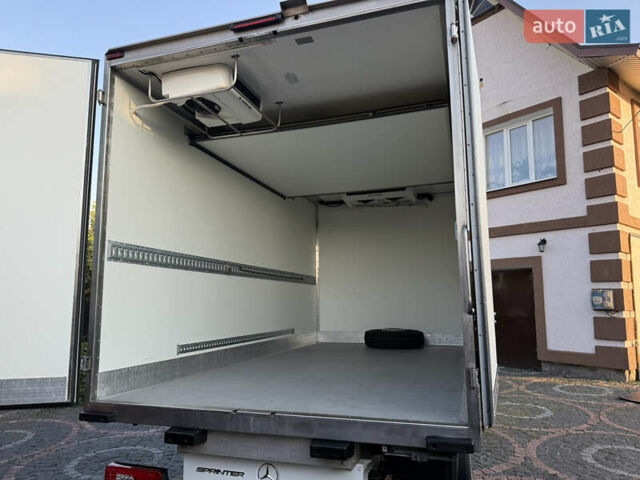 Белый Мерседес Sprinter, объемом двигателя 2.99 л и пробегом 20 тыс. км за 70000 $, фото 39 на Automoto.ua
