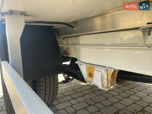 Белый Мерседес Sprinter, объемом двигателя 2.2 л и пробегом 360 тыс. км за 30800 $, фото 20 на Automoto.ua