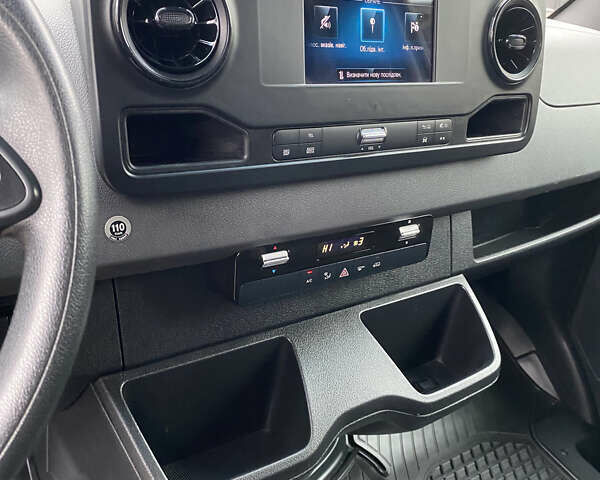 Білий Мерседес Sprinter, об'ємом двигуна 2.14 л та пробігом 280 тис. км за 28500 $, фото 15 на Automoto.ua