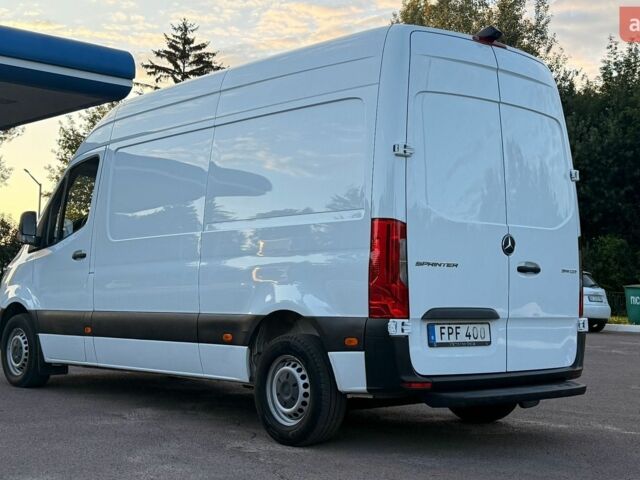 Белый Мерседес Sprinter, объемом двигателя 2.2 л и пробегом 263 тыс. км за 25000 $, фото 14 на Automoto.ua