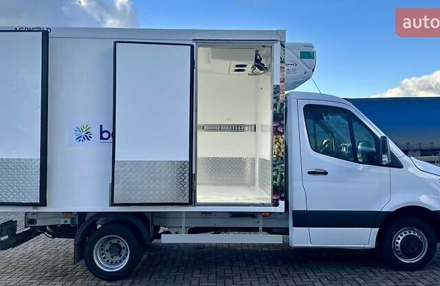 Белый Мерседес Sprinter, объемом двигателя 2.2 л и пробегом 218 тыс. км за 34550 $, фото 33 на Automoto.ua