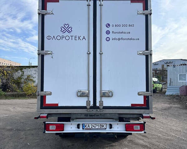 Белый Мерседес Sprinter, объемом двигателя 2.99 л и пробегом 377 тыс. км за 40000 $, фото 4 на Automoto.ua