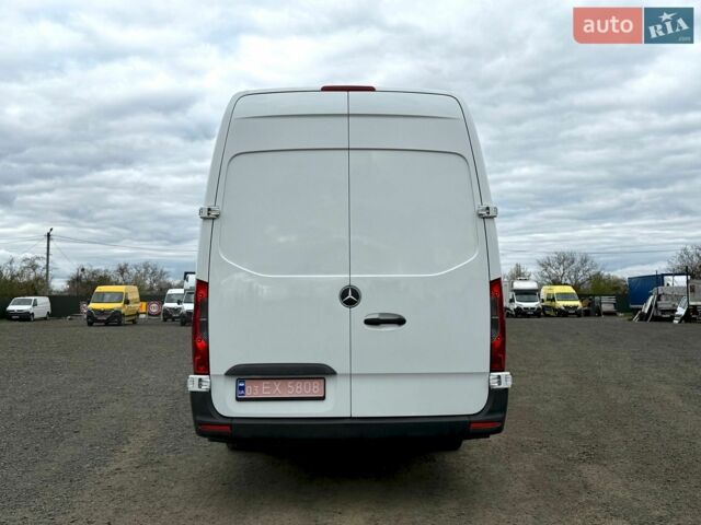 Белый Мерседес Sprinter, объемом двигателя 3 л и пробегом 236 тыс. км за 30000 $, фото 8 на Automoto.ua