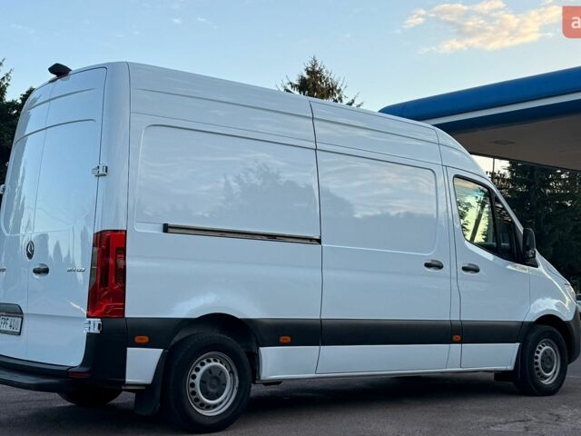Белый Мерседес Sprinter, объемом двигателя 2.2 л и пробегом 263 тыс. км за 25000 $, фото 12 на Automoto.ua