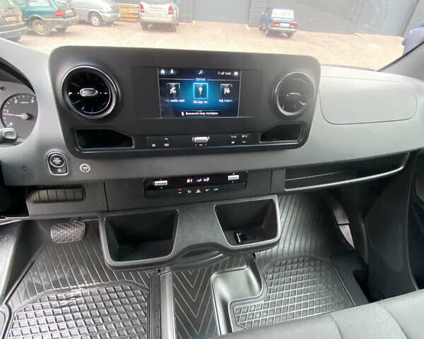 Білий Мерседес Sprinter, об'ємом двигуна 2.14 л та пробігом 280 тис. км за 28500 $, фото 22 на Automoto.ua