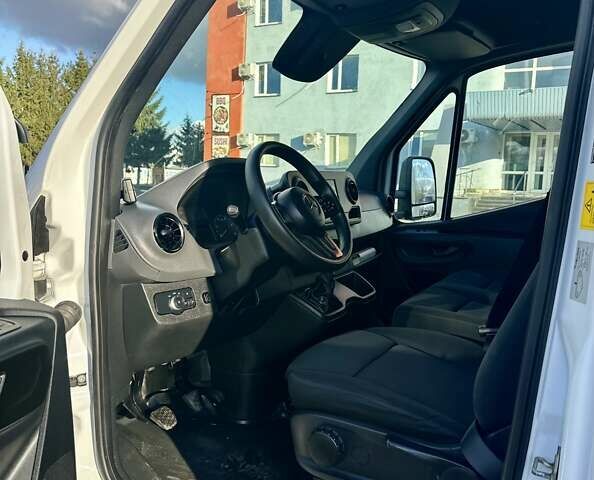 Белый Мерседес Sprinter, объемом двигателя 2.2 л и пробегом 218 тыс. км за 34550 $, фото 47 на Automoto.ua