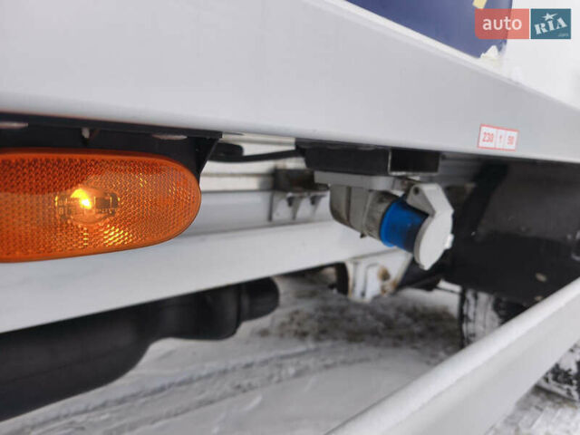 Білий Мерседес Sprinter, об'ємом двигуна 2.2 л та пробігом 242 тис. км за 32500 $, фото 29 на Automoto.ua