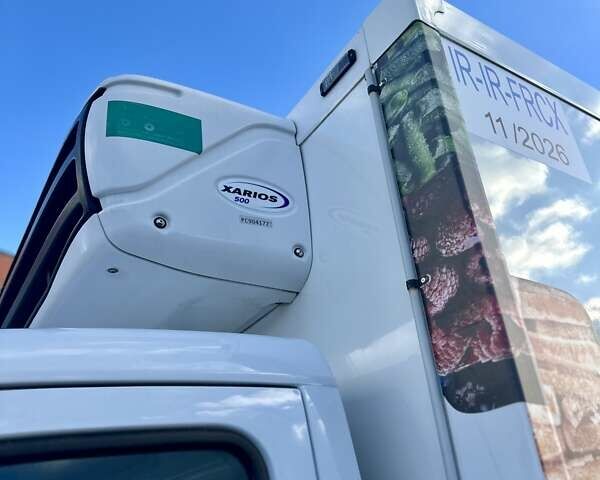 Белый Мерседес Sprinter, объемом двигателя 2.2 л и пробегом 218 тыс. км за 34550 $, фото 25 на Automoto.ua